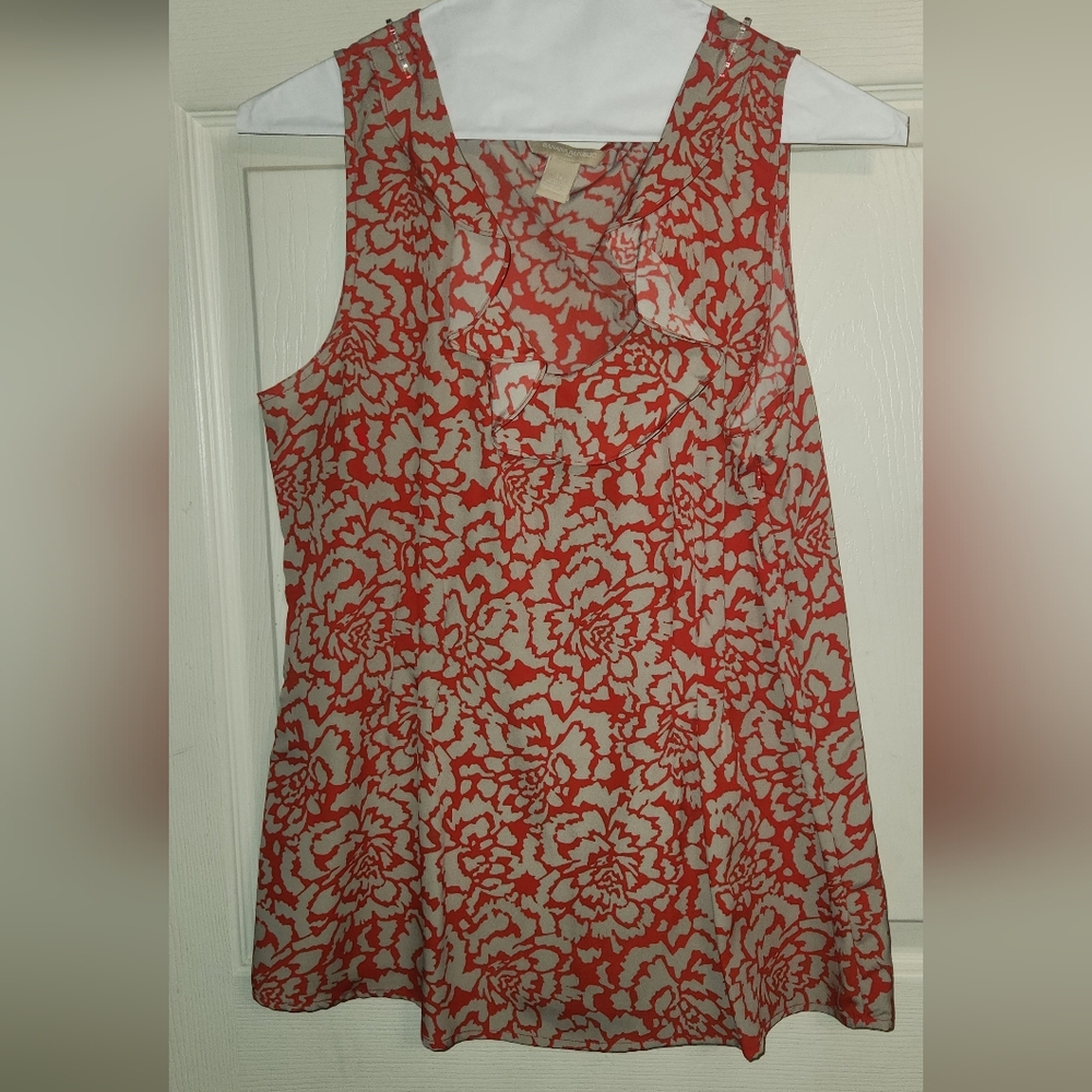 Banana Republic ruffle neck tank